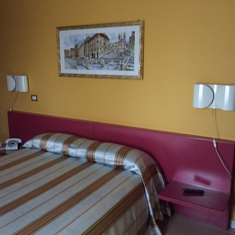 Cristal Hotel مانوكاتْساتي المظهر الخارجي الصورة